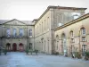 Lagrasse - Façades de l'abbaye Sainte-Marie d'Orbieu