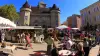 Aubenas, its castle and its market (© OTI Aubenas-Vals S Tripot)