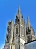 Spires of the cathedral (© Jean Espirat)