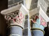 Chapiteaux de la basilique Saint-Amable (© J.E)