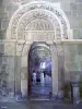 portale di sinistra della basilica (© J.E)