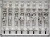 Анжер - Фасад собора Сен-Морис: скульптура (статуи)