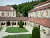 Abbazia di Fontenay - Giardino del chiostro romanico