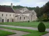 Abbazia di Fontenay - Abside della chiesa abbaziale e edificio dei monaci