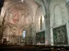 Basilika von Evron - In der Basilika Notre-Dame-de-l'Epine: Kapelle Saint-Crespin: Wandmalerei des thronenden Christus und Aubusson Wandteppich