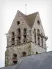 Briis-sous-Forges - Viereckiger Glockenturm der Kirche Saint-Denis