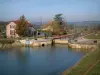 Burgund-Kanal - Schleuse, Schleusenhaus und Kanal