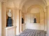 Castello di Tanlay - All'interno del grand château: sala dei busti