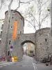 Céret - Tor Espagne und Eckturm bergend das Haus mit Erben von Françoise Claustre