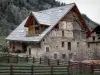 Cervières - Villaggio di Laus: case in legno e pietra