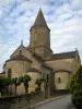 Châteauponsac - Chiesa di S. Thyrse e nuvole in cielo, in Basse-Marche (Gartempe valle)