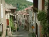 Cordes-sur-Ciel - Schräge Strasse und Häuser der Stadt