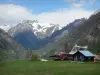 Hautes-Alpes Landschaften - Kleines Chalet mit Blick auf das Gebirge