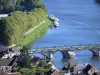 Joigny - Brücke über die Yonne und Häuser entlang des Flusses