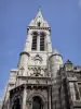 Lacuna - Catedral Notre-Dame-et-Saint-Arnoux em estilo neo-gótico: torre sineira