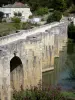 Moulin de Barbaste - Vieux pont roman sur la rivière Gélise