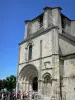 Saint-Émilion - West gevel van de collegiale kerk