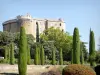 Suze-la-Rousse城堡