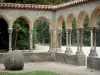 Tarbes - Garten Massey (englischer Garten): Kreuzgang (Überrest der Abtei Saint-Sever-de-Rustan)