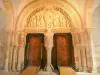 Vézelay - All'interno della basilica di Sainte-Marie-Madeleine: timpano del portale centrale del nartece