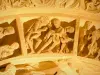 Vézelay - All'interno della basilica di Sainte-Marie-Madeleine: sculture del timpano del portale centrale del nartece