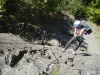 Cours d'escalade en falaise tout niveau - Activité - Vacances & week-end à Campan