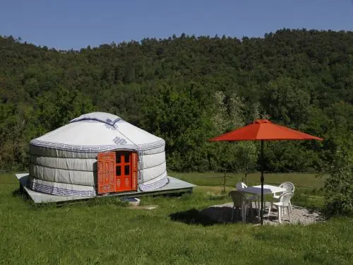 Dormir sous la Yourte mongole - Location - Vacances & week-end à Collobrières