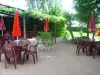 Le Restaurant des Voyageurs - Ristorante - Vacanze e Weekend a Saint-Julien-de-Civry