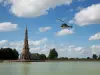 Survol panoramique en hélicoptère au-dessus des châteaux de la Loire : Amboise et Clos Lucé - Au départ de Neuvy-le-Roi - Activité - Vacances & week-end à Neuvy-le-Roi