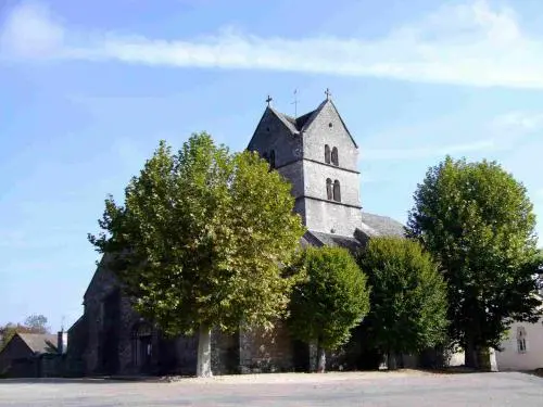 Château de Montaigu et hameau de Touches - Balade à Saint-Martin-sous- Montaigu