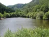 Mirador et lac de Rascas - Randonnées & promenades à Mélagues