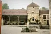 La Pothière - Monument historique classé - Cour intérieure (© J.E)