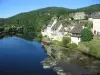 The reflection in the Dordogne houses of Bastier (Argentat)