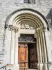 Aspres-sur-Buëch - Portal der Kirche (© J.E)