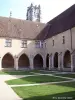 Brou - Deuxième cloître (© Jean Espirat)