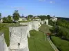 Rempart de la ville - Côté de la porte de Soissons - Coucy-le-Château