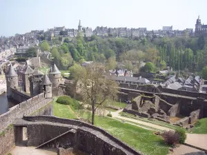 Vue générale du château (© J.E)