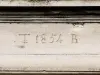 Linteau, daté de 1854 (© J.E)