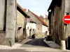 Rue Gambetta, vue du haut de la rue (© Jean Espirat)