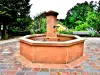 Petitmagny - Fountain on the Place de la Mairie (© J.E)