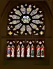 Remiremont - Rosette und Buntglasfenster des südlichen Querschiffs (© JE)