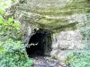 Vorhalle der Höhlenquelle von Beune (© J.E)