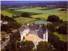 城のSaint-Brisson - モニュメントのSaint-Brisson-sur-Loire
