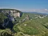 Vallon-Pont-d'Arc - Guide tourisme, vacances & week-end en Ardèche