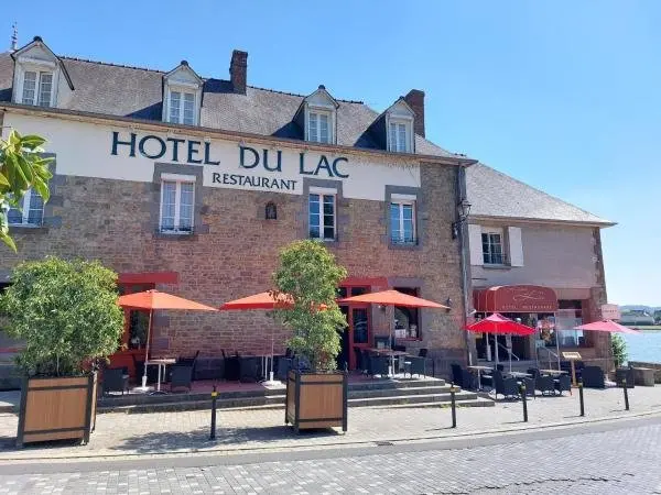 Hôtel Restaurant du Lac - Hôtel à Combourg
