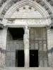 Аббатство La Chaise-Dieu - Западный портал церкви аббатства Святого Роберта