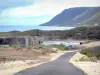 Дезирада - Дорога с видом на южное побережье острова и Плато де ла Монтань