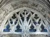 Лувье - Церковь Нотр-Дам: тимпан южного портала
