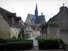 Монреаль - Готическая соборная церковь и дома поселка