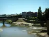 Мон-де-Марсан - Мост через реку Мидуз и фасады города